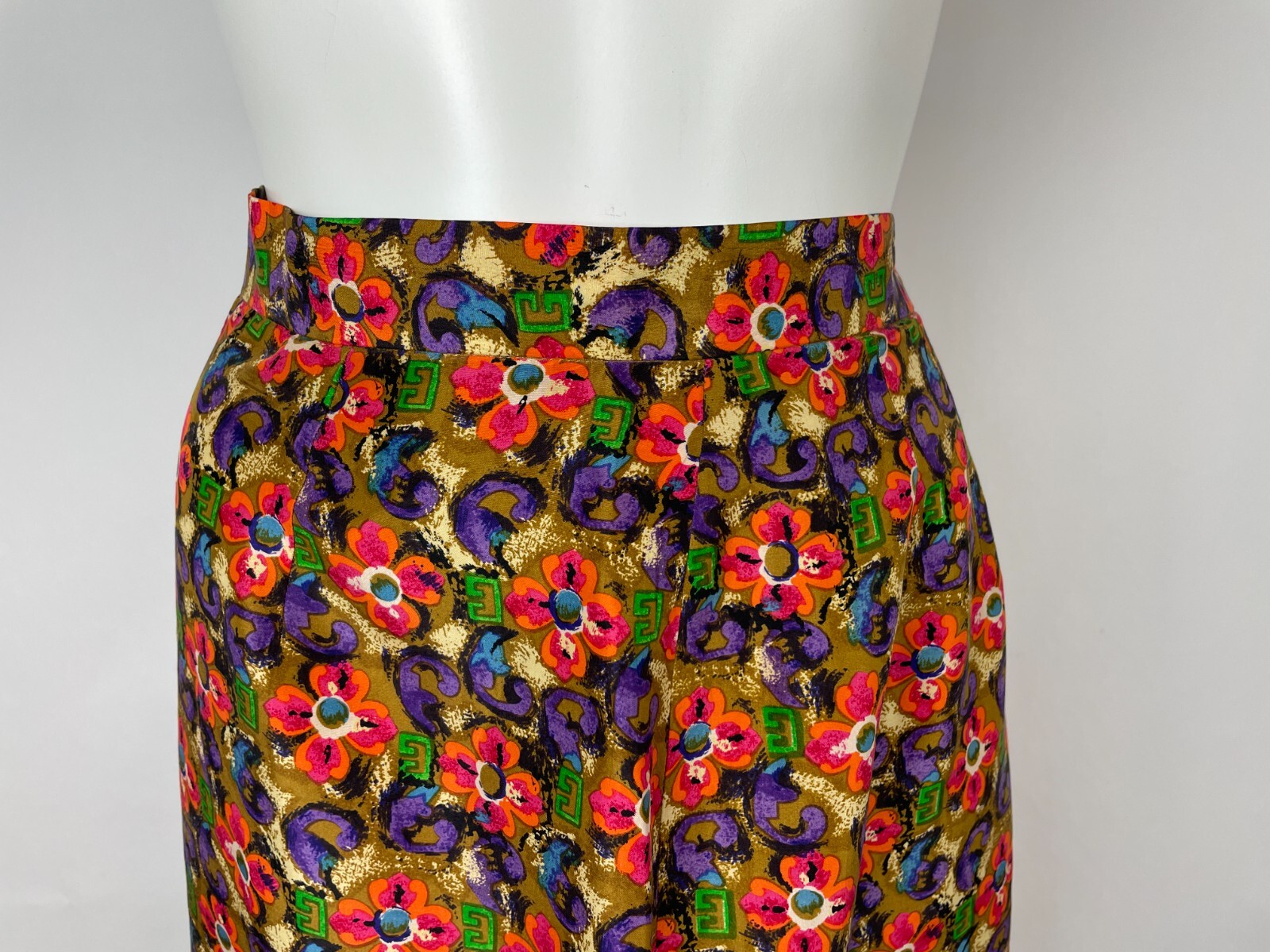 VTG DIANE VON FURTENBERG DVF 90’s silk lined floral pencil skirt 12
