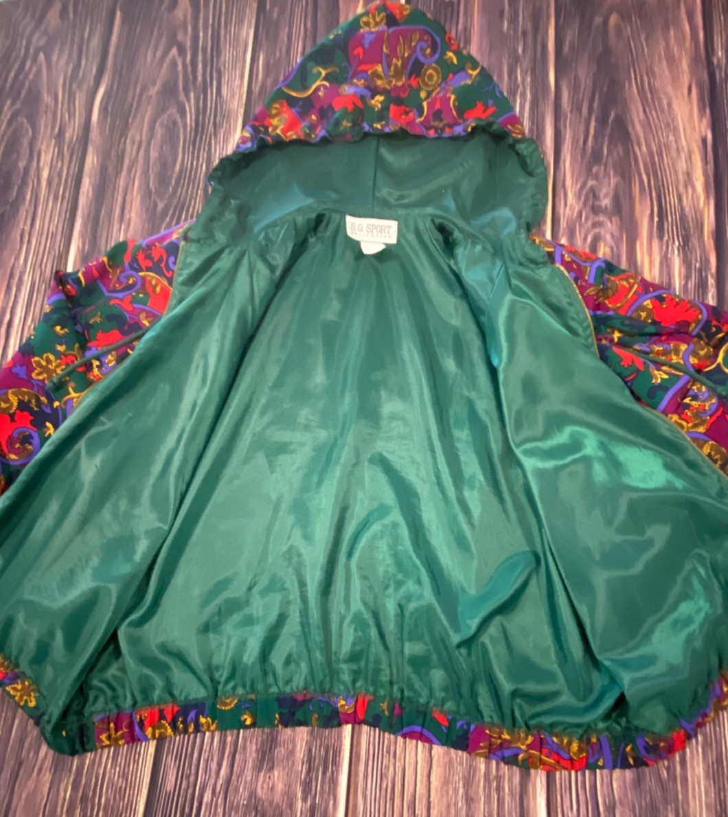 VTG 90s SG Sport Bold Colorful Filigree Satin Hooded Windbreaker Women’s S 6/8