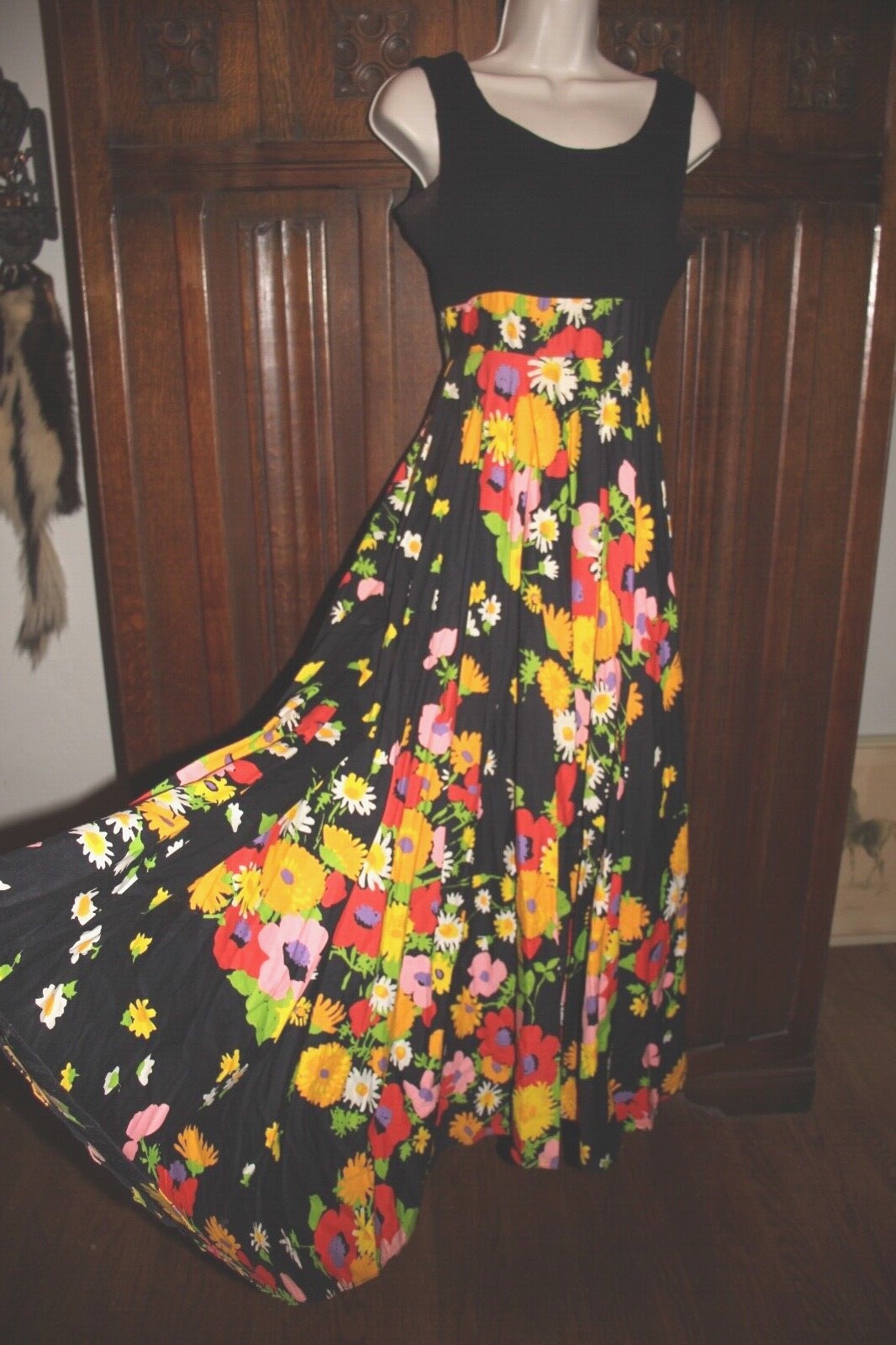 True Vintage maxi dress S black floral empire waist 1960’s 1970’s long sleeveles