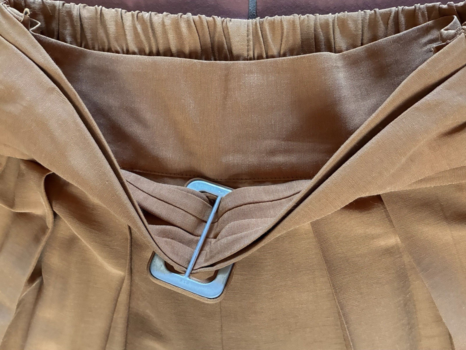 Vintage 90s Tarazzia Brown Pleated High Waisted Tapered Rayon Pants size S