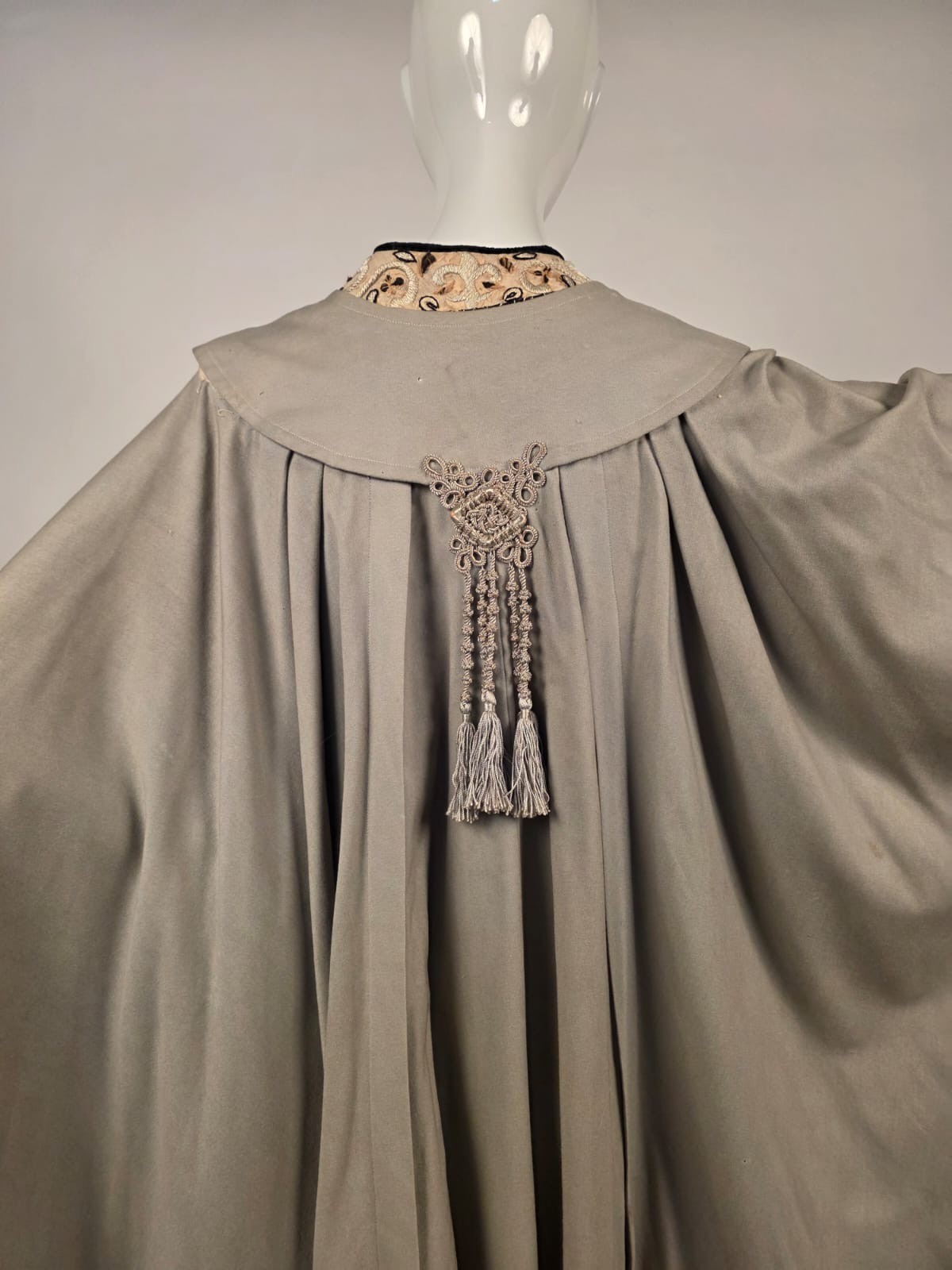 EDWARDIAN DOVE GREY CASHMERE CLOAK CAPE W EMB + RICH SOUTACHE TASSEL TRIM