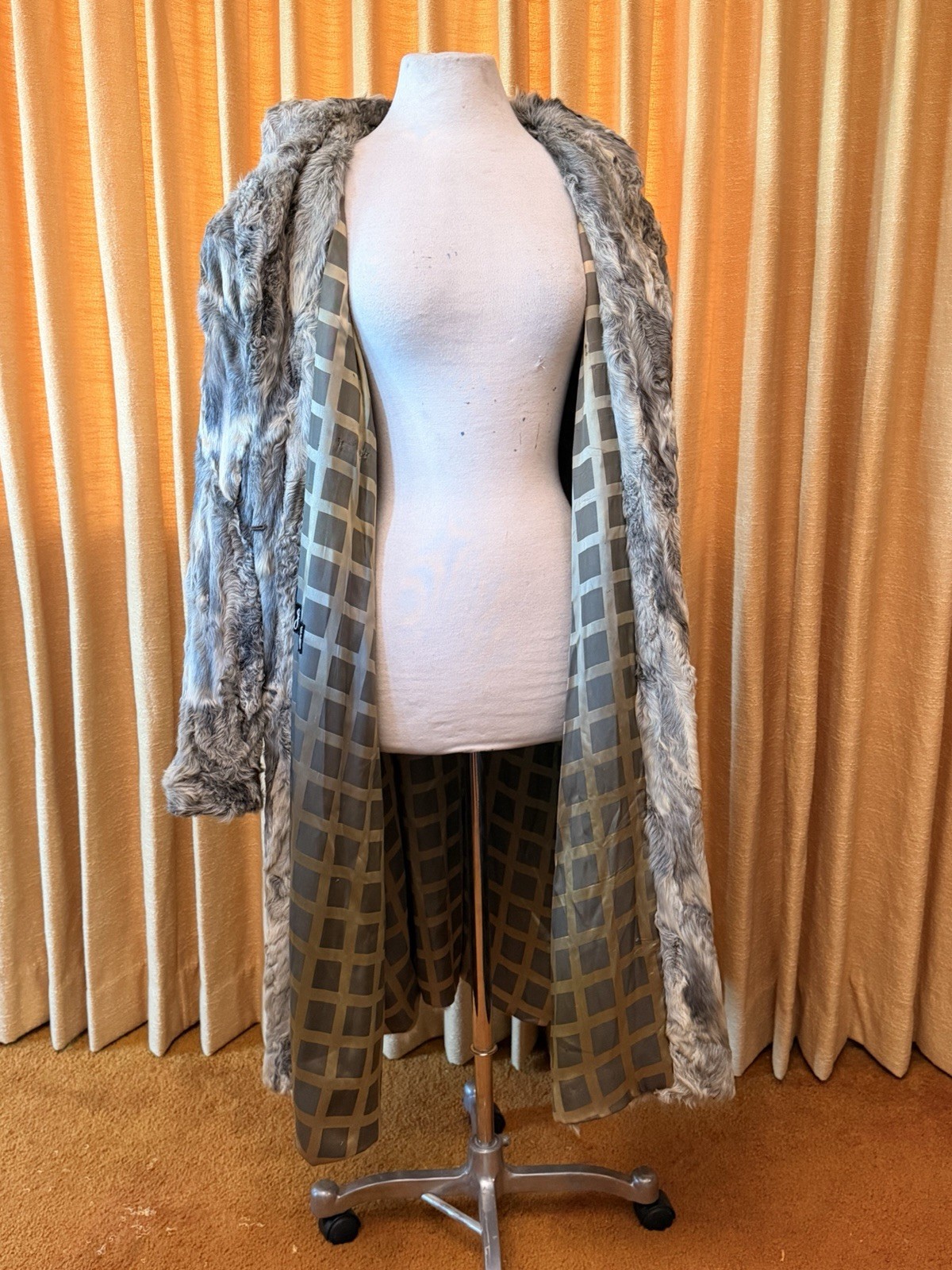 Vintage 1950s/60s Persian Curly Lamb Silver Grey Fur Coat Size M/L