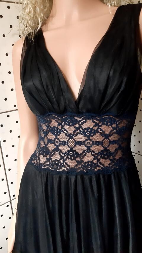 Vintage 80s Black Nylon Peignoir Dress Sexy Guipure Layered Chest 86cm/34″