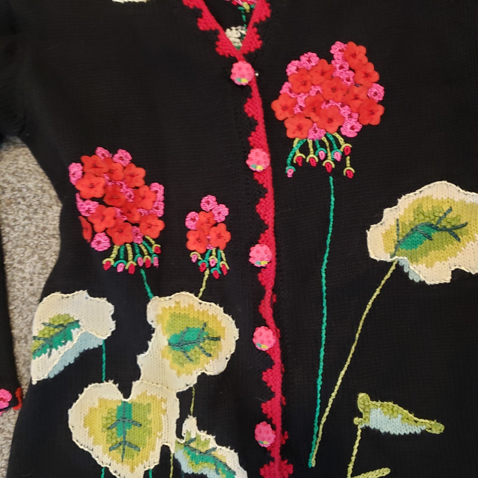 Storybook Knit Holiday Party Sweater Cardigan Geraniums M 44 x 26 in