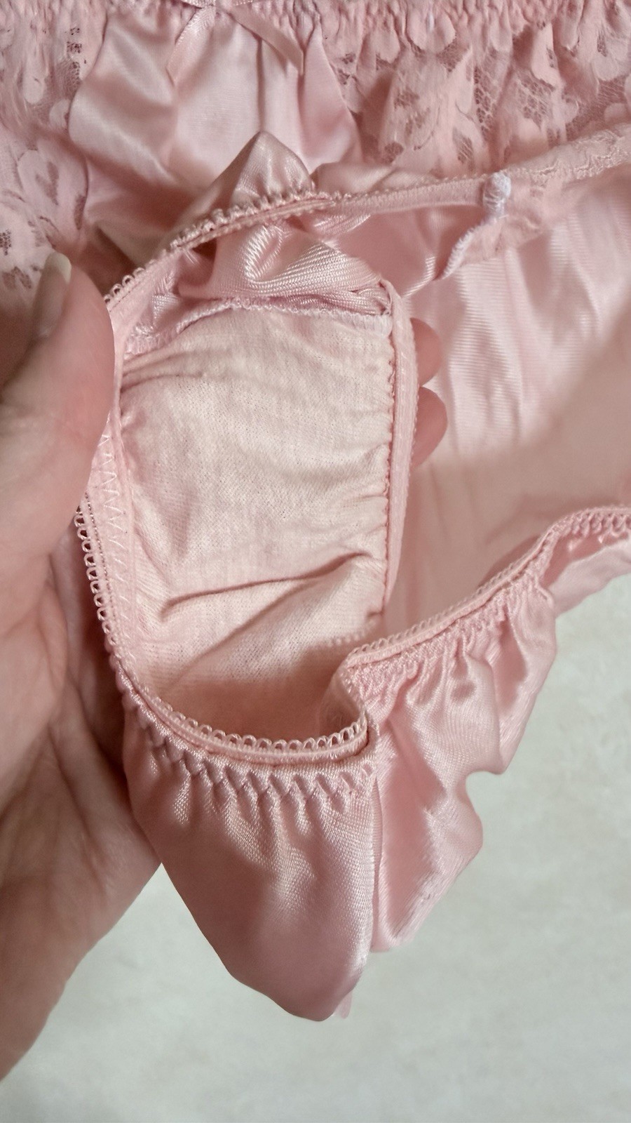 Maidenform Sweet Nothings 6 M Bikini All Antron III Nylon Shiny Satin Lace USA