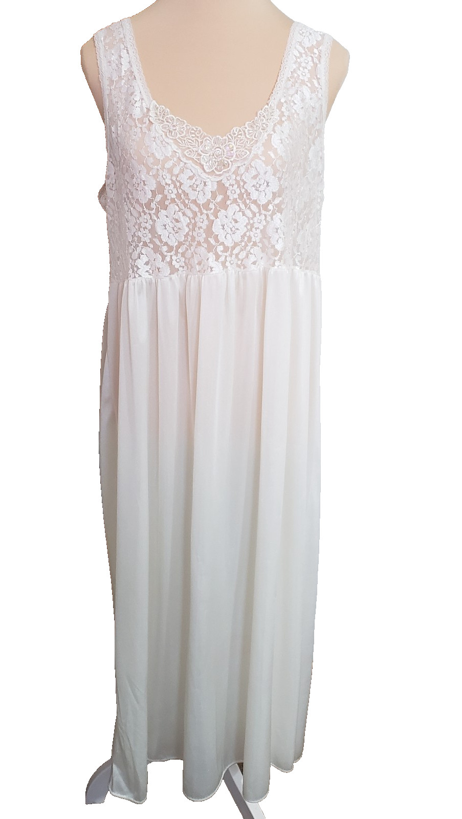 Unforgettable Nightgown Size Medium Cream Laced Beaded Bodies Satin Skirt VTG