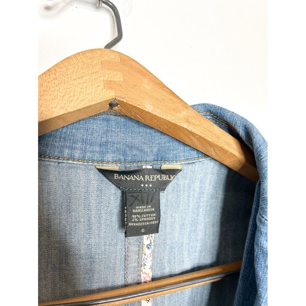 Vintage Banana Republic Early 2000s 2006 Tie Front Denim Jacket 6