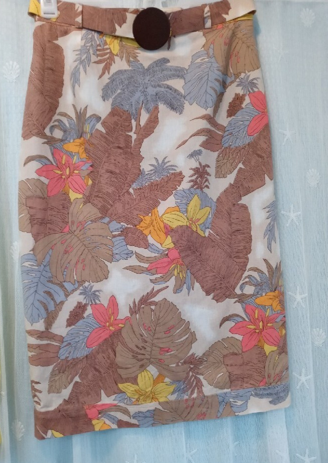 Vintage Hawaiian Tropical Print Skirt With Matching Belt Sz 42