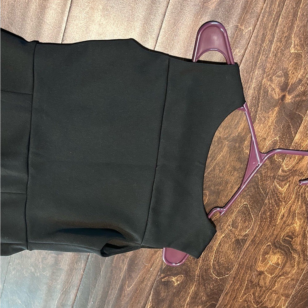 Valerie Bertinelli black career dress Size 4 sleeveless fit & flare zip accent
