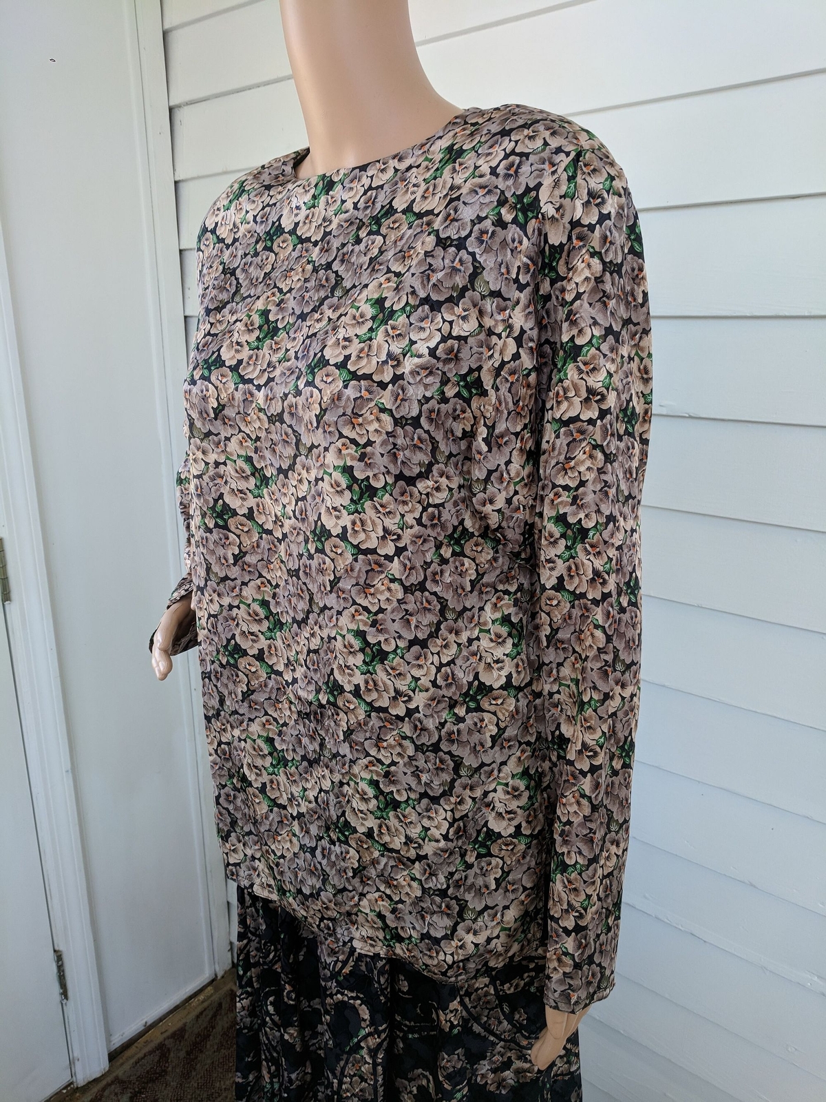 Vintage 80s Brownstone Studio Black Paisley Skirt with Beige Floral Blouse S
