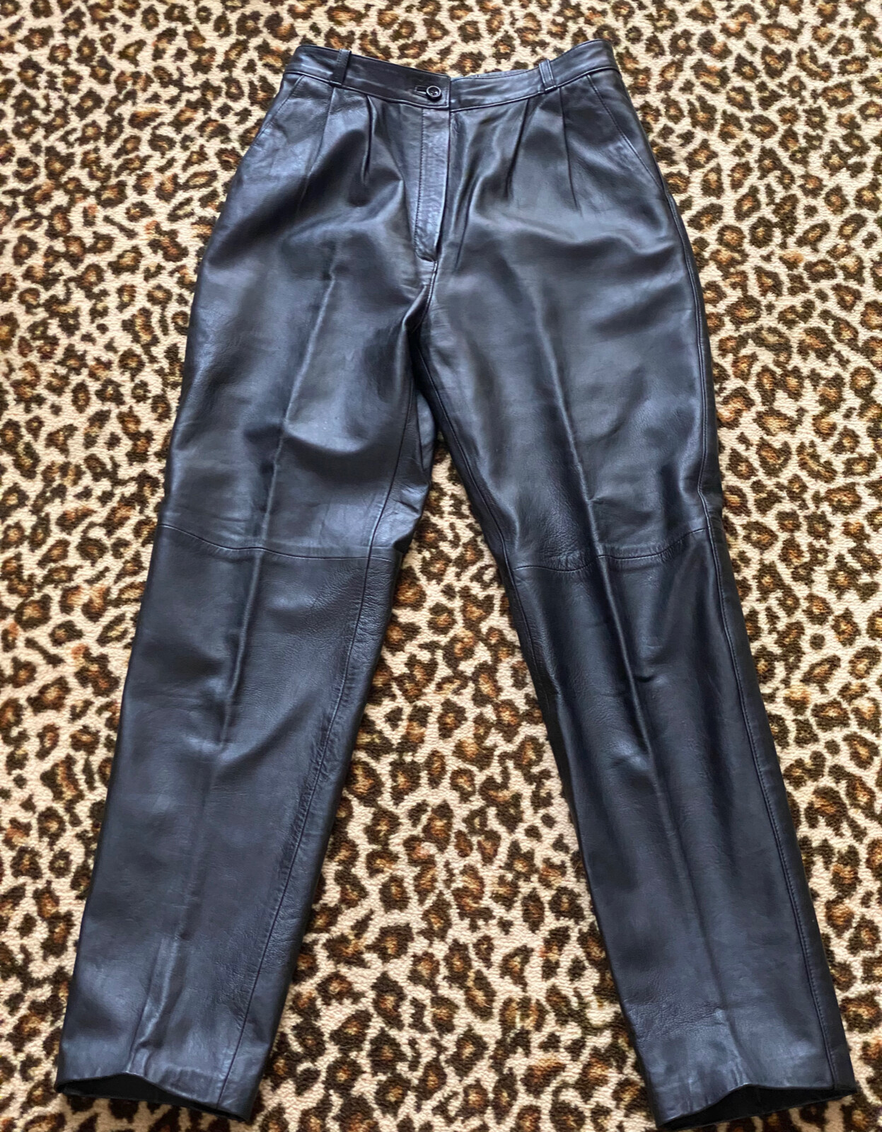 VTG women Black Leather High Waist Pleats Pant Lined size (6) M