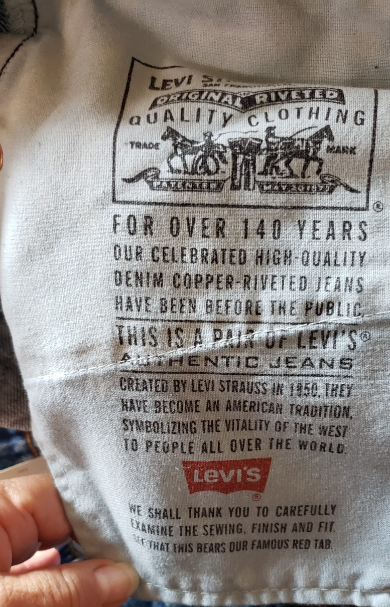VINTAGE Levi’s 550 Relaxed Fit Tapered Leg Womens Jeans Sz 9 Reg Med USA READ