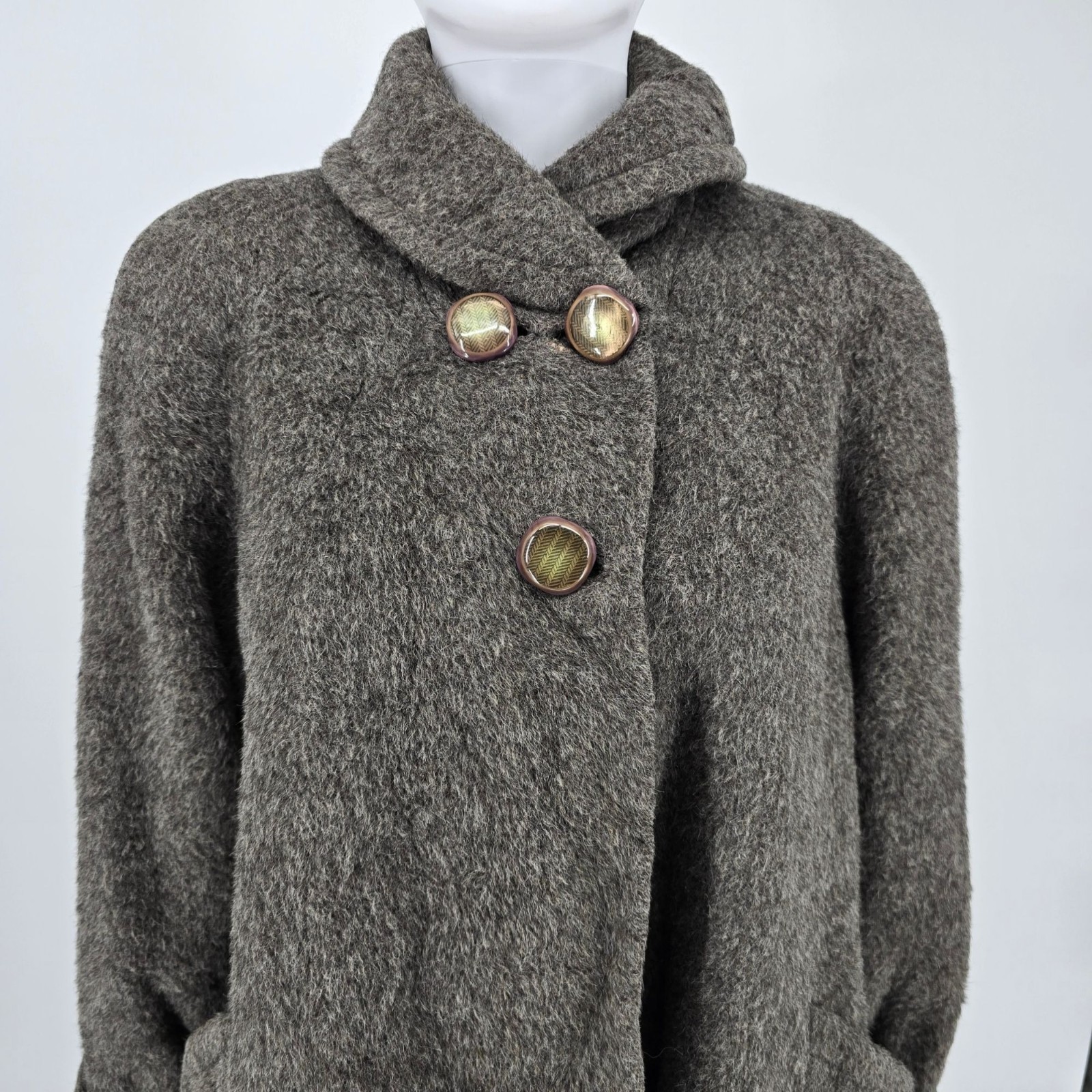 Vintage 1960s Unbranded Women’s Gray Shawl Collar Swing/Cocoon Coat (XL)