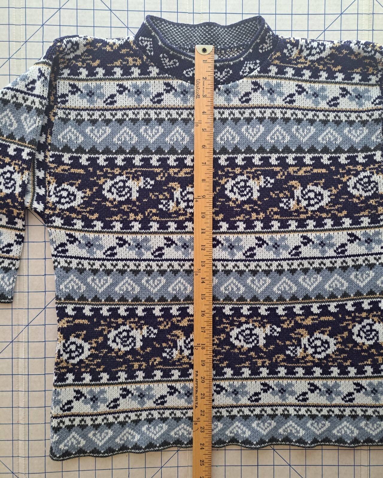Vintage 90s Women’s Sweater Arielle Gray Gold Navy Size Medium USA MADE BIN03