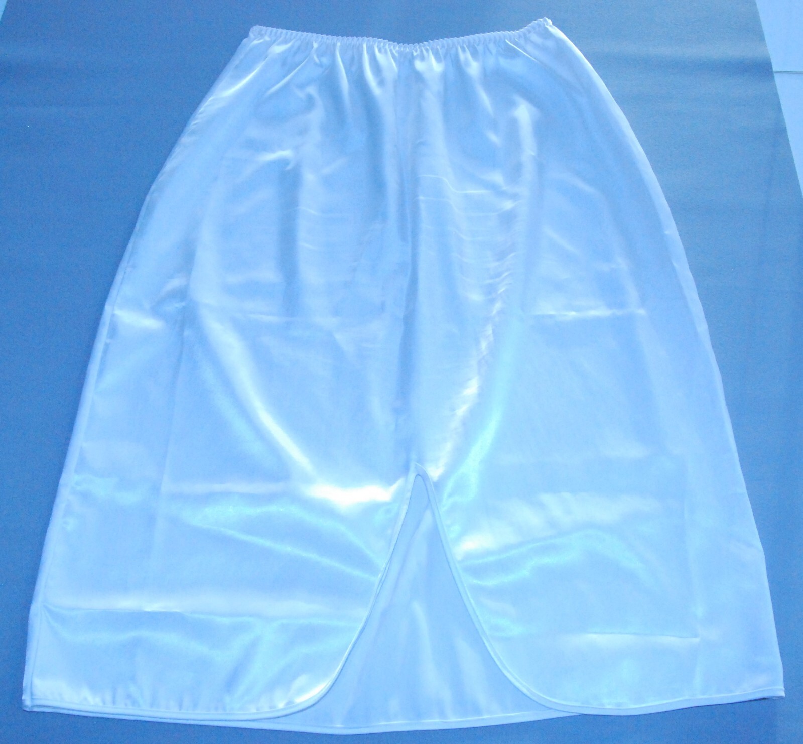 Vintage Half Slip Sheer Nylon White with 7″ slit 24″ long 12″ across waist