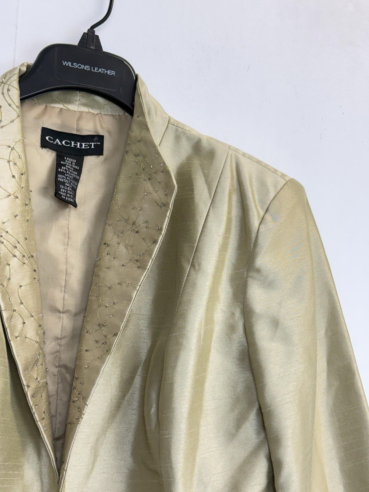 Vintage Cachet Women’s 10 Gold Beaded Formal Blazer Jeweled Clasp 3/4 Sleeves