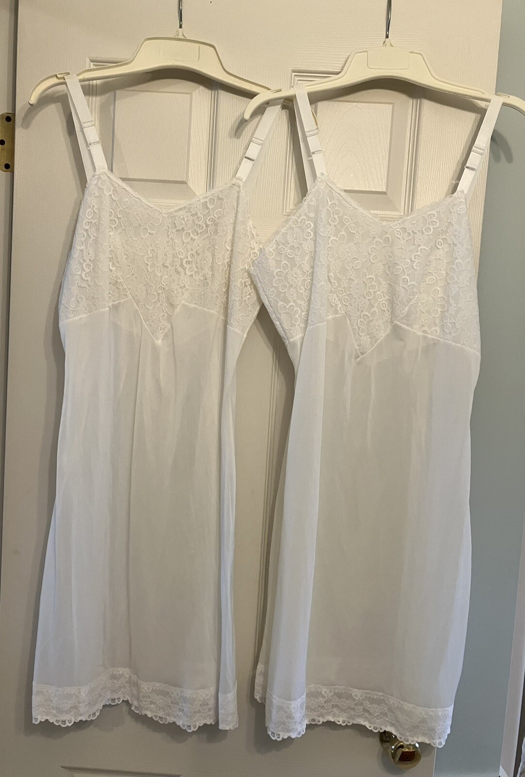Vintage Set Of 2 DUTCHMAID White 100% Nylon & Lace FULL SLIP – Size 34 S