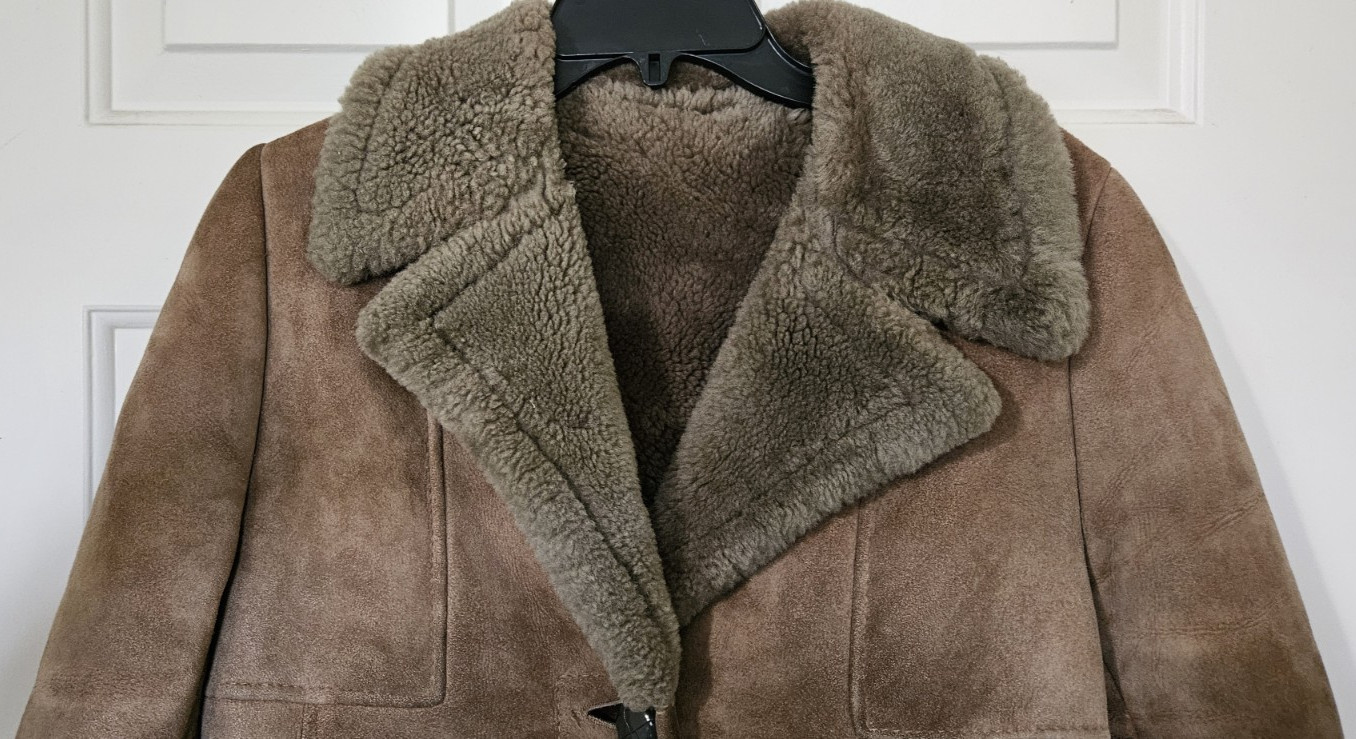 Vintage Womens Genuine Suede Shearling Sheepskin Jacket Size Small