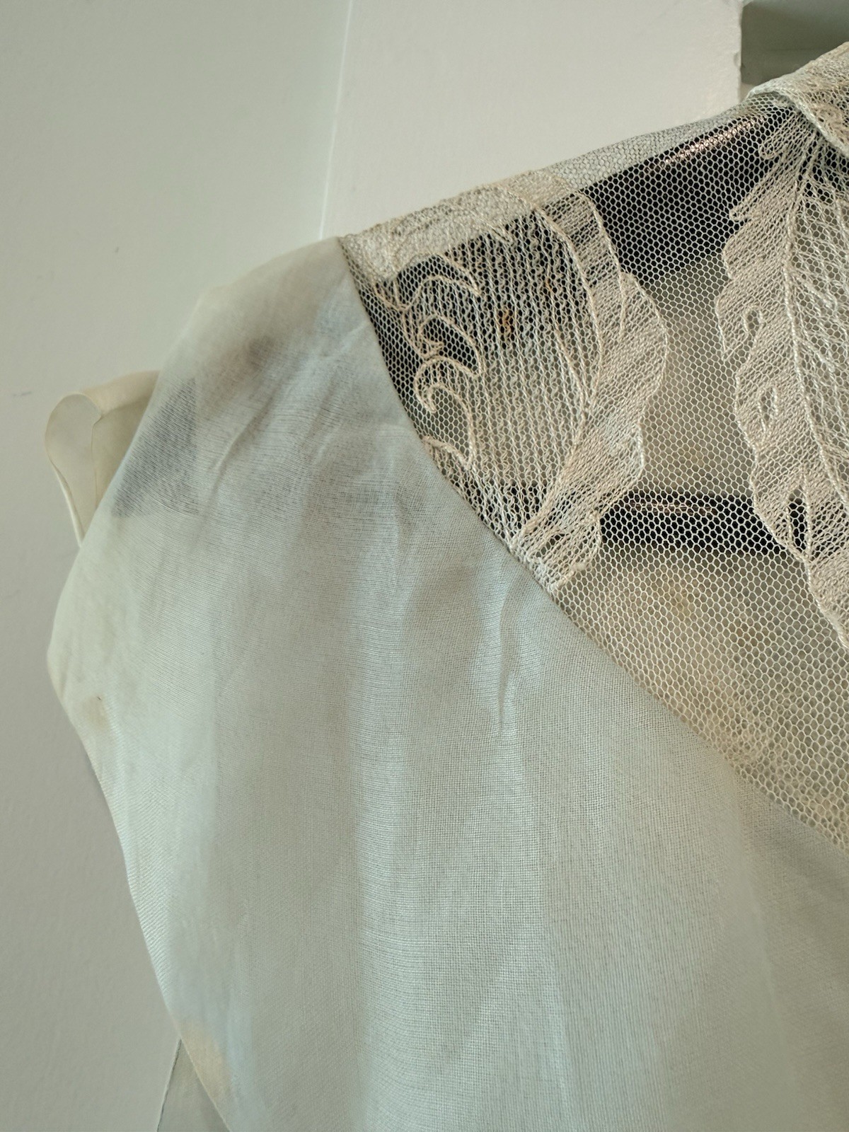 Vintage 1930s Sheer Blue Organdy Blouse Embroidered Lace Ruffle Collar Art Deco