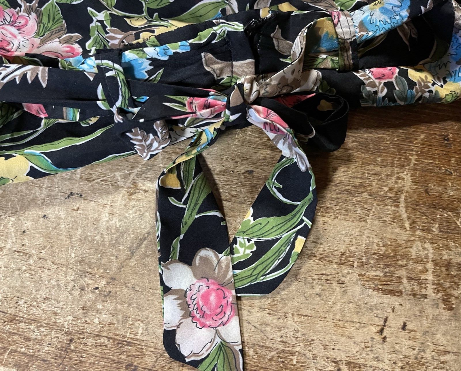 Vintage TERE TEREBA FOR MALIBU MEDIA CALIFORNIA ALine Floral Skirt, 7/8