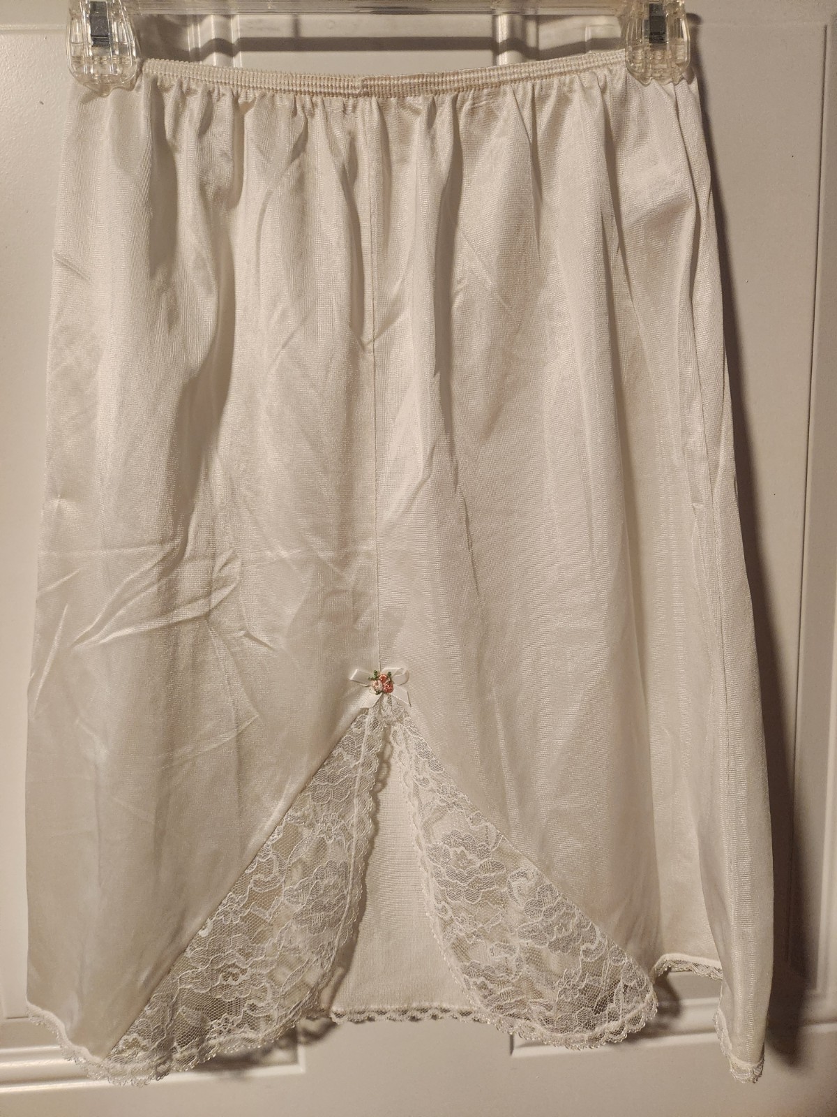 VTG Ivory Ashley Taylor Slip Skirt Size Medium Lace Trim Silky Slip Skirt