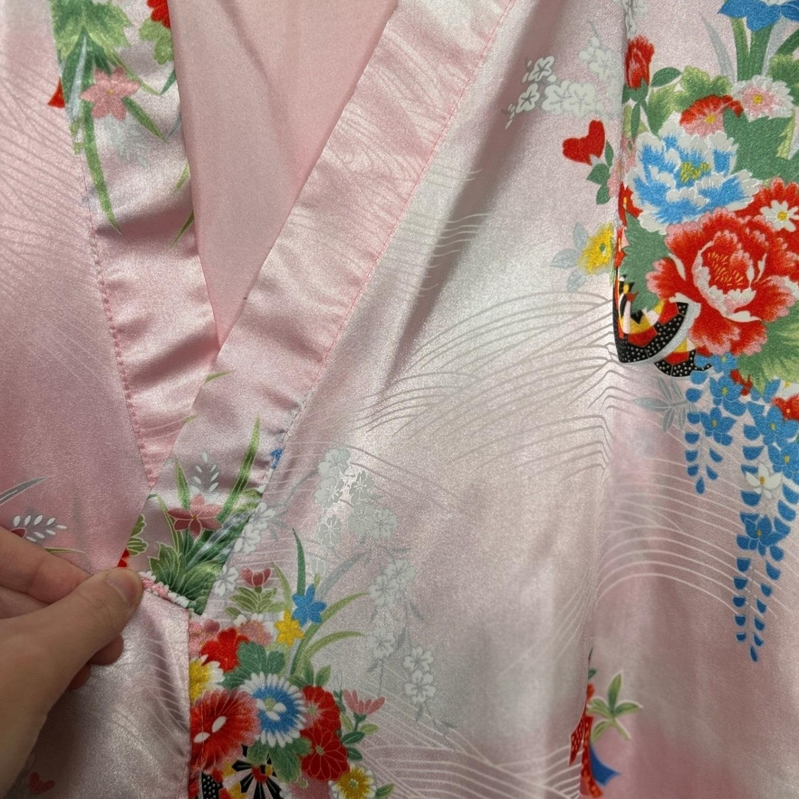 Vintage Pink Satin Floral Kimono Robe Made in Japan Coquette Romantic Fairy XS/S
