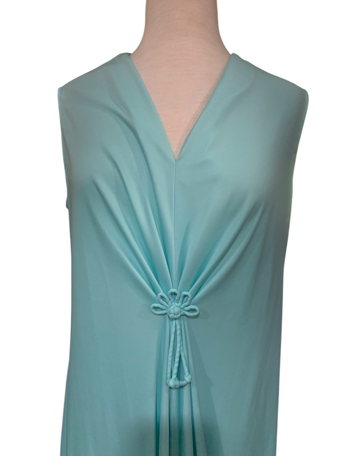 Lilly Lynn Vintage 70’s Light Blue Sleeveless Dress With Huge Sweep Size 18 1/2