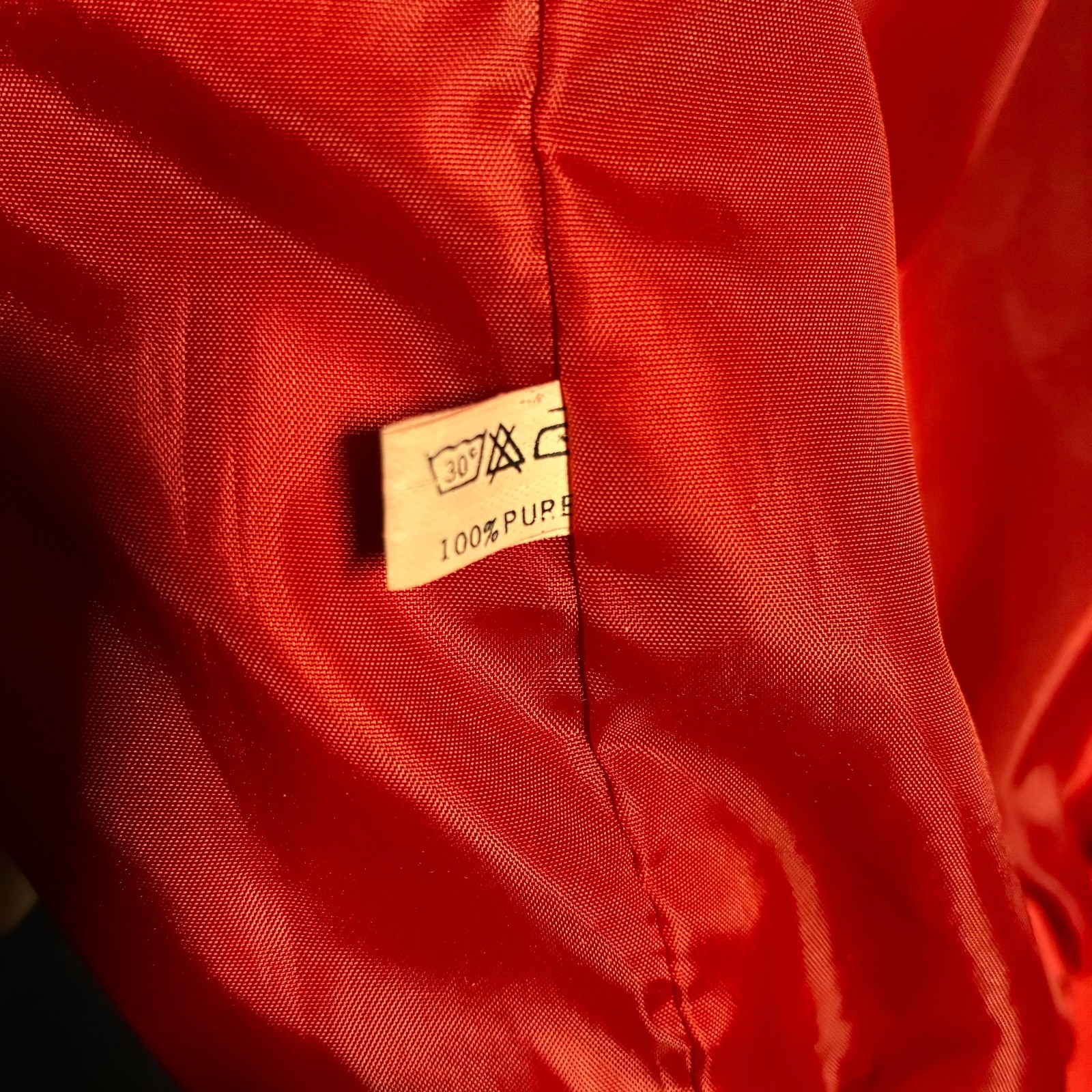 Vintage Y2K YKK Bisbee Women’s Large/XL Silk Bomber Red Zip Up Jacket