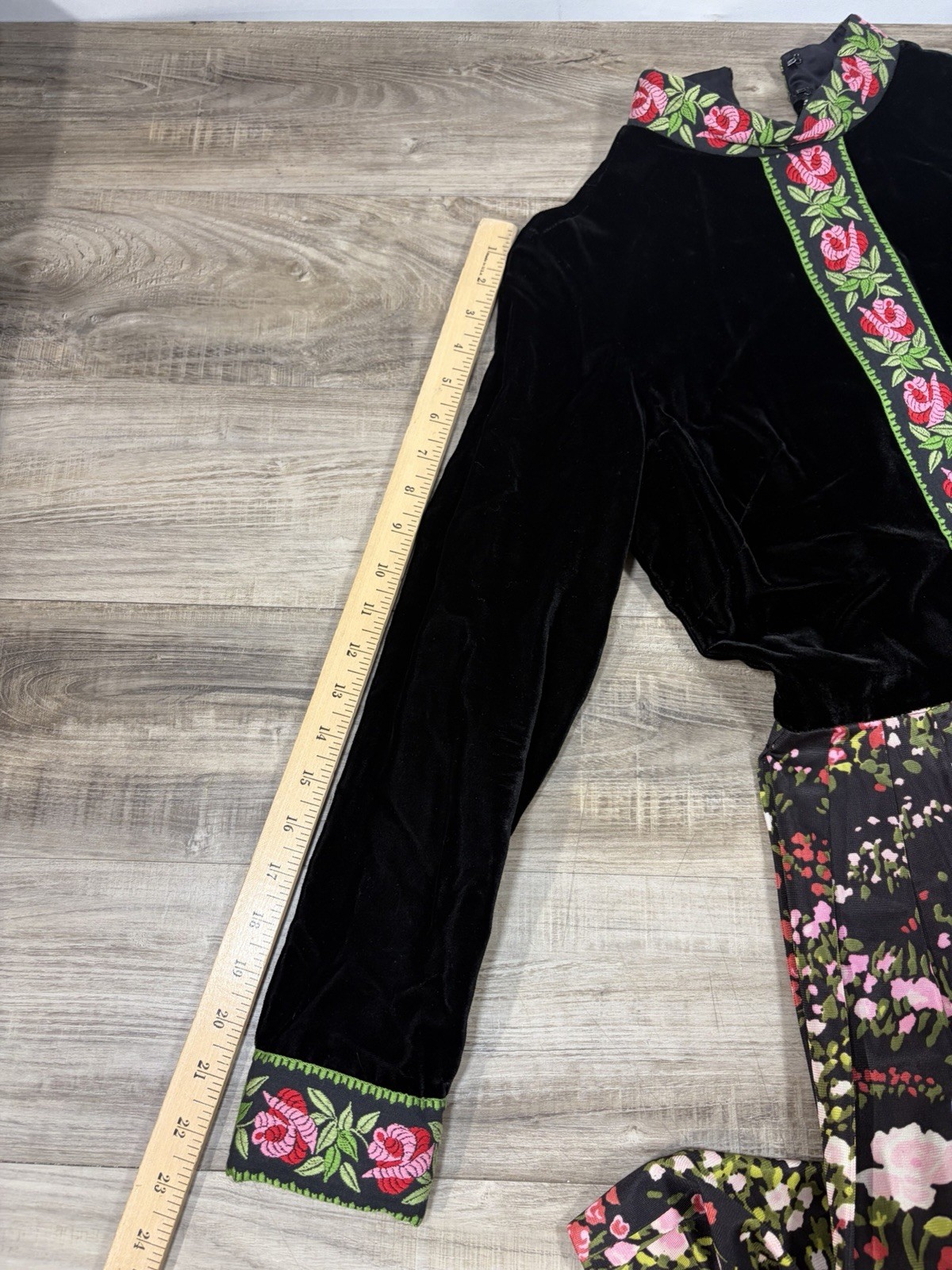 Vintage R&K Velvet & Floral maxi dress 1970s SIZE 12 See Measurements In Photos