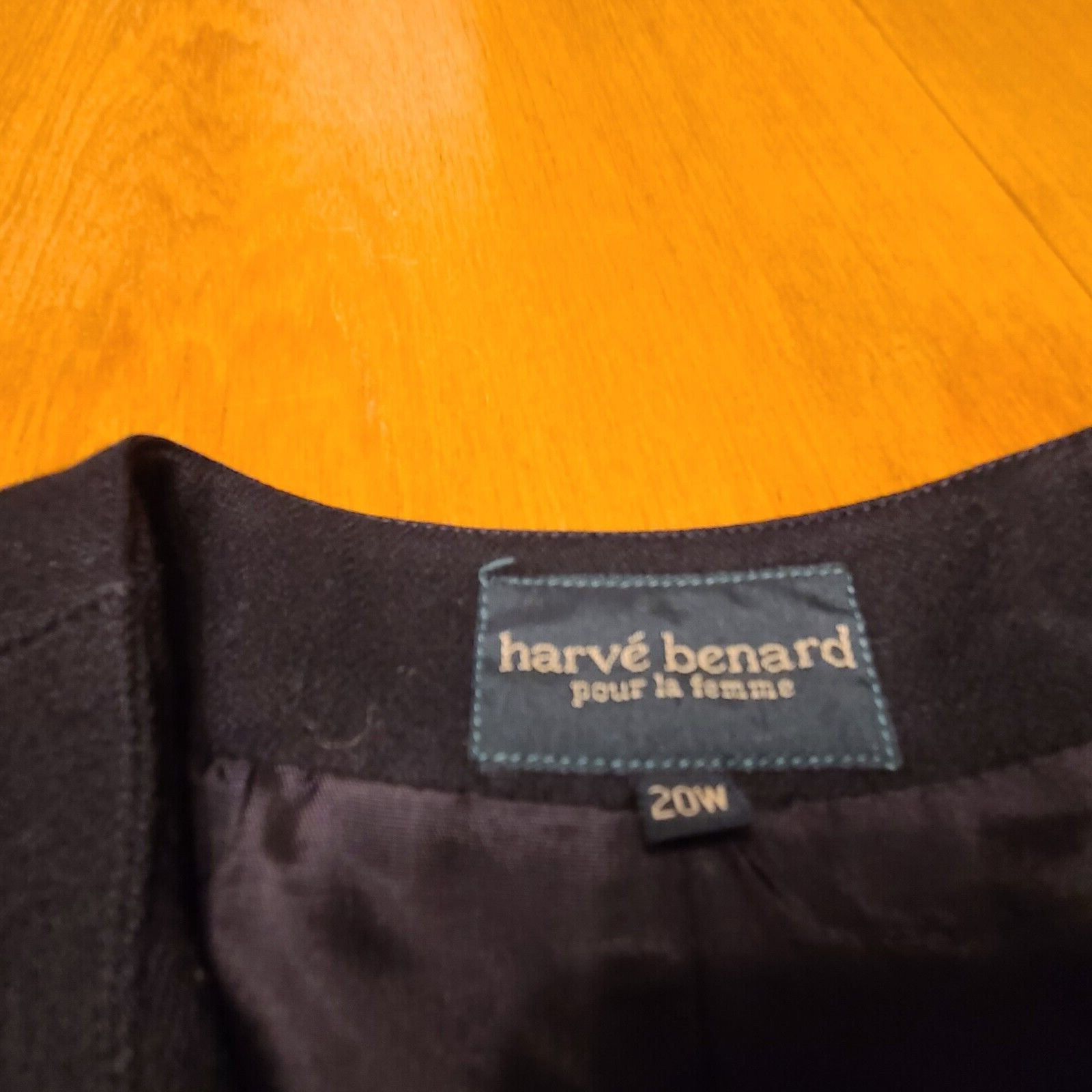 Vintage 80s Purple 100% wool Harvé Benard jacket with black trim size 20W