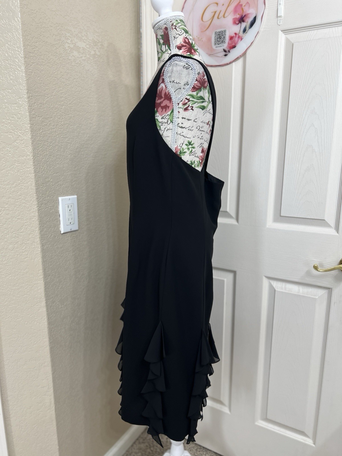 Donna Morgan Y2K 90’s Black Sleeveless Midi Dress with Tiered Ruffles Size 14