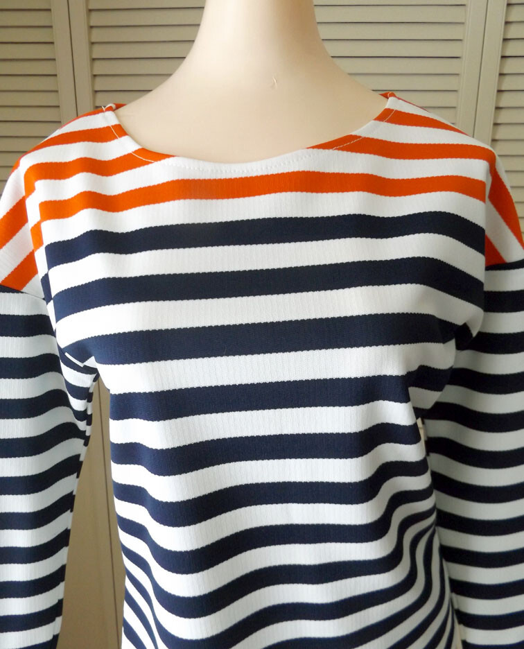 2 VINTAGE 60s 70s NM Graff CaliforniaWear S/M Easy Care Poly Tops Stripes