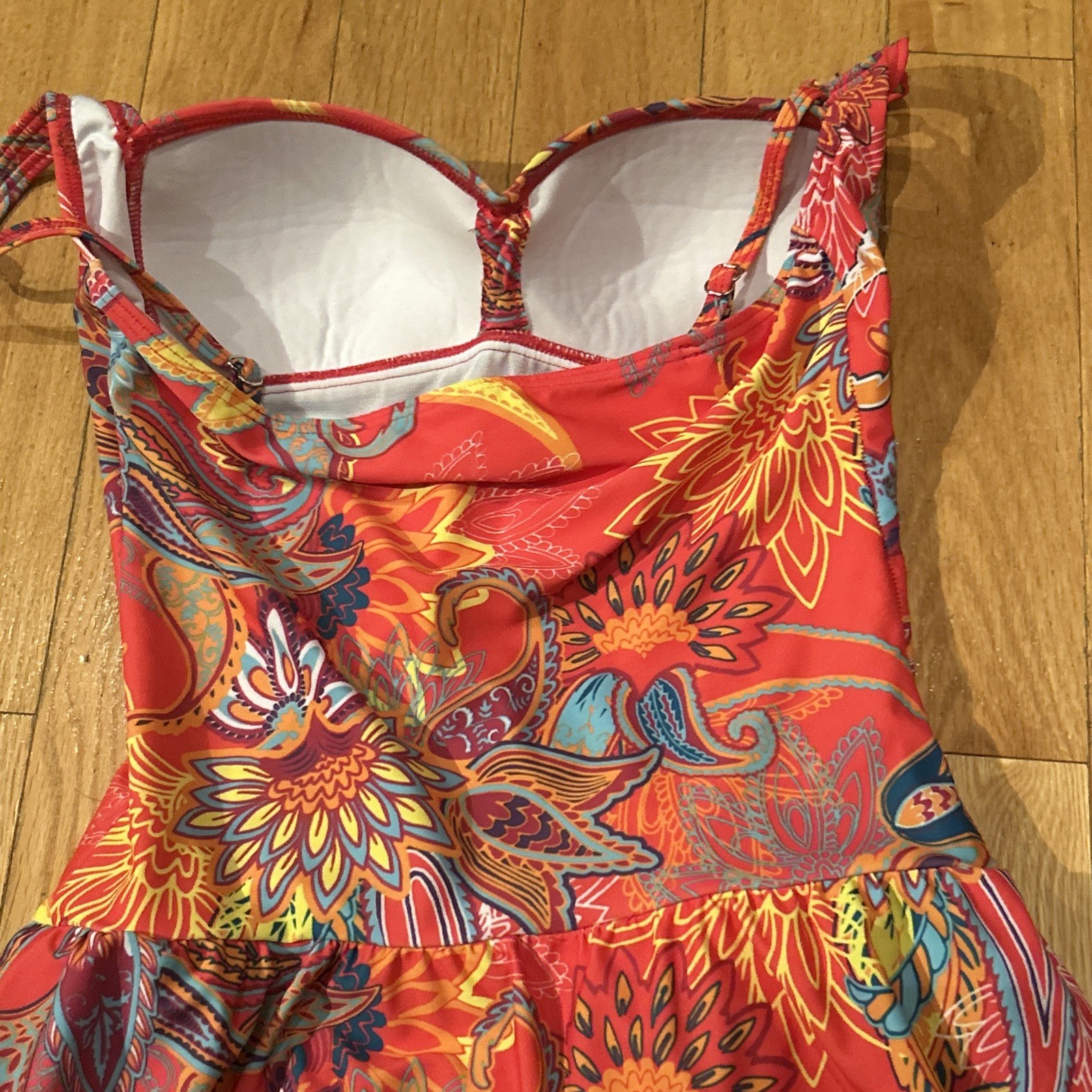 VENUS ONE PIECE SWIMSUIT! Cute Salmon Turquoise Colorful Great Tan Skirt Sz 12