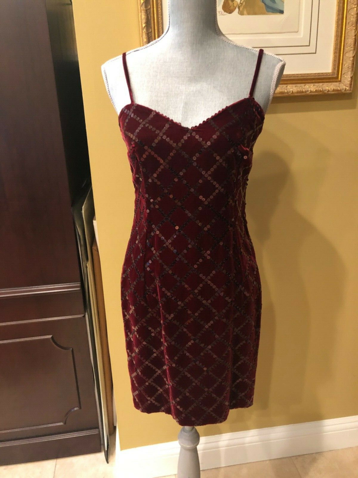 Spectacular FENDI Bordeaux Velvet and Sequence Cocktail Dress sz 42
