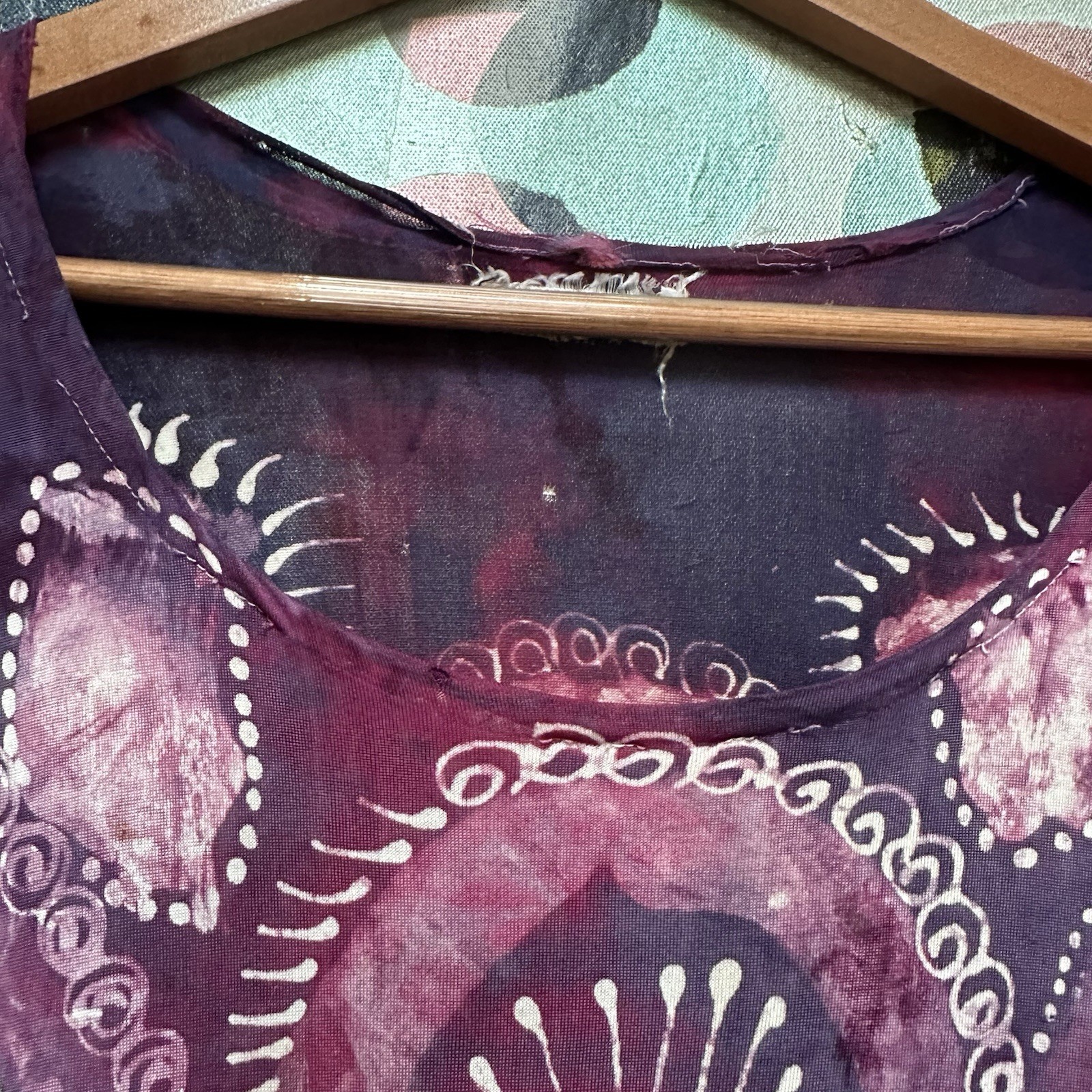 True Vintage 60s 70s hippie Batik Tie Dye Shirt
