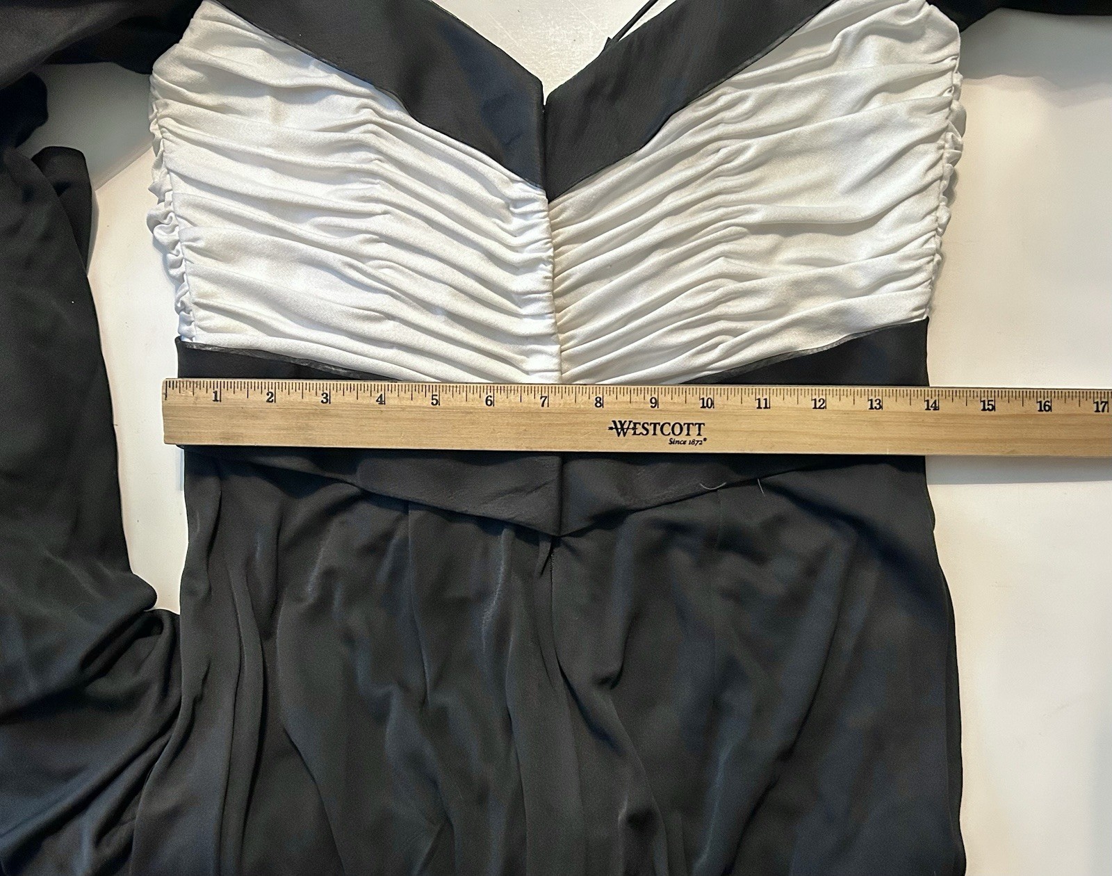 Vintage 80’s Eugene Alexander Black White Puff Sleeve Gown Maxi 10 Orig Tags