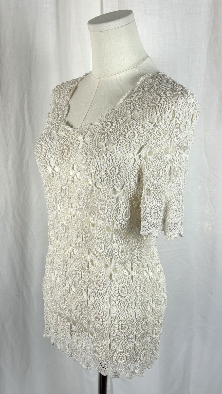 Vintage 70s Hand Crocheted Boho Crochet Top Cream Floral Lace Festival Hippie M