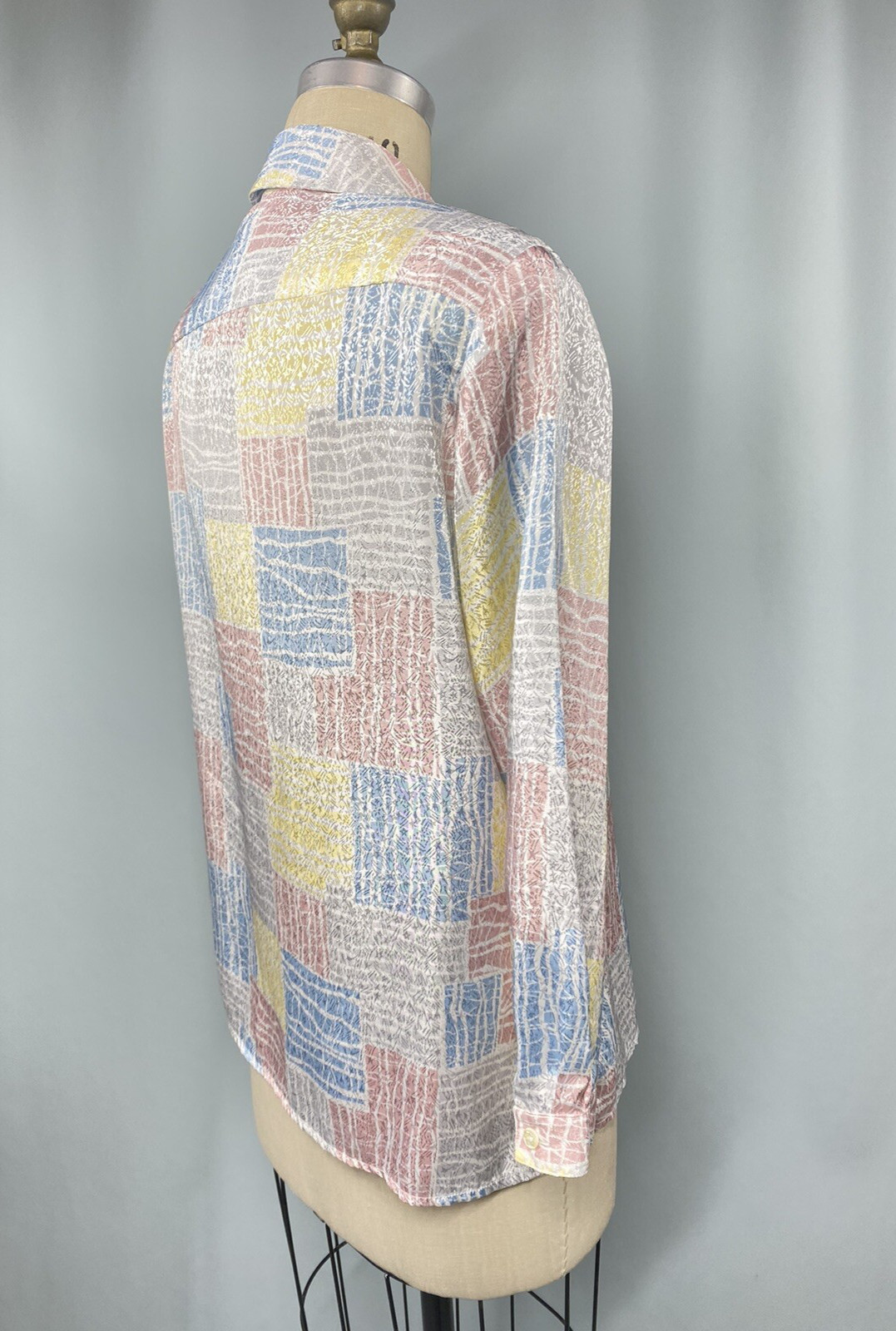 Vintage Blouse Top Women’s SIZE 10 PETITE LARGE pastel satin DA RUE 80s 90s
