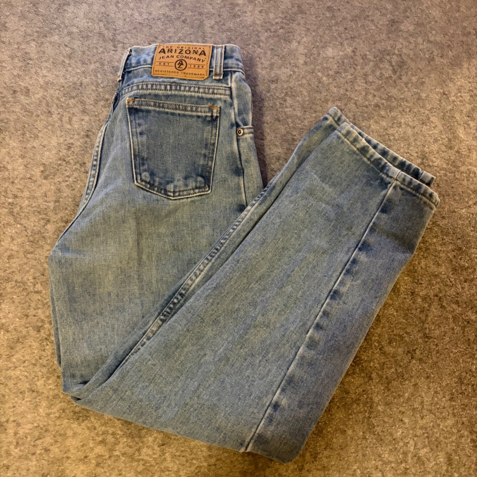 Arizona Jean Co Vintage 90s High Waisted Mom Jeans Light Wash Denim Size 14