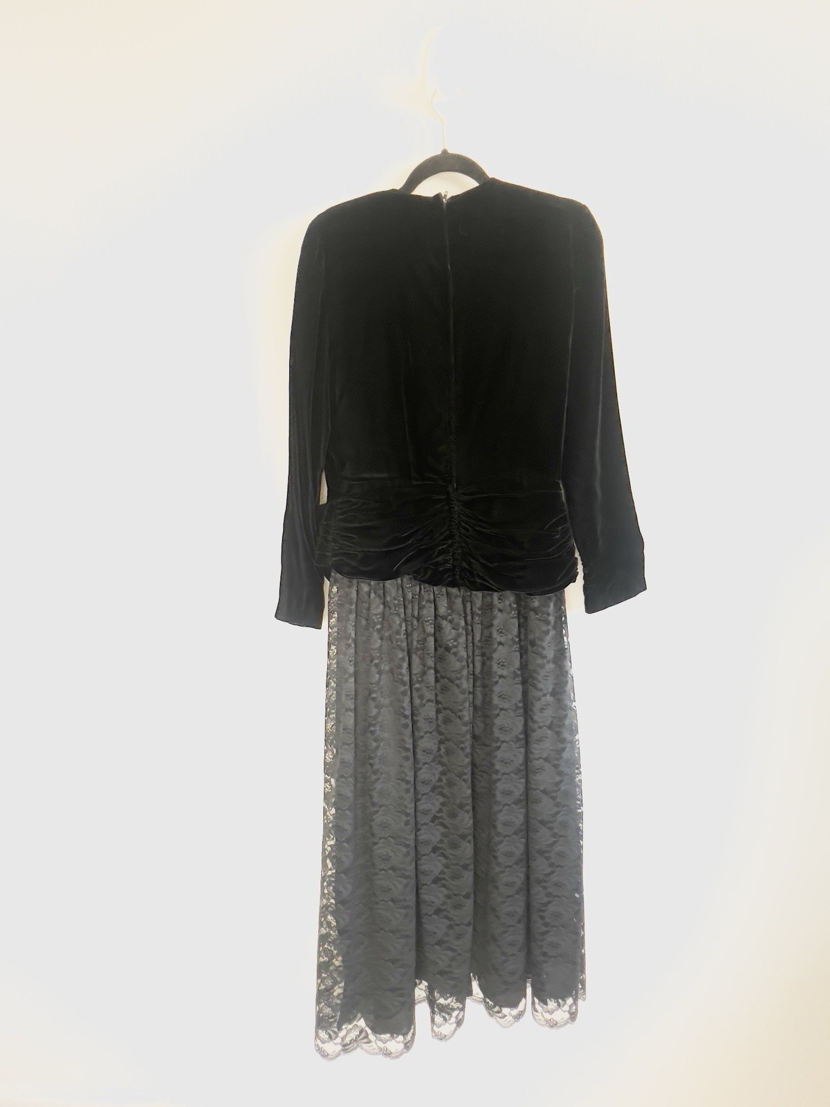 NUIT Vintage 80s Velvet Prom Party Dress Black Lace Dropped Waist Size 12 Glam
