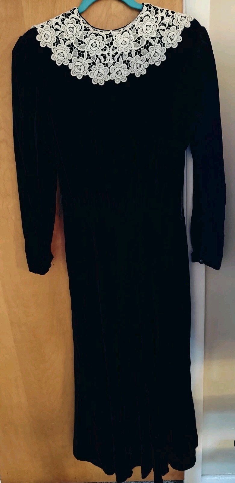 Donna Morgan For Non Stop Black Velvet Long Dress Vintage Lace Size 9/10 No Belt