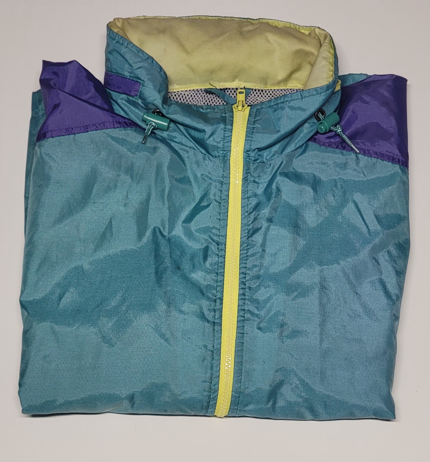 VINTAGE Women’s Oshkosh Hoodie Windbreaker Green Jacket 100% Nylon Size XL