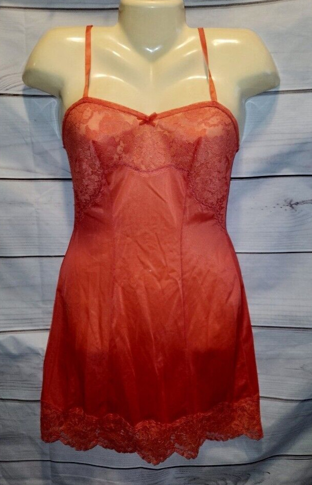 VTG St Michael 10 32″ Peach Full Slip Lace Bust Nylon Mini Length 3084/616