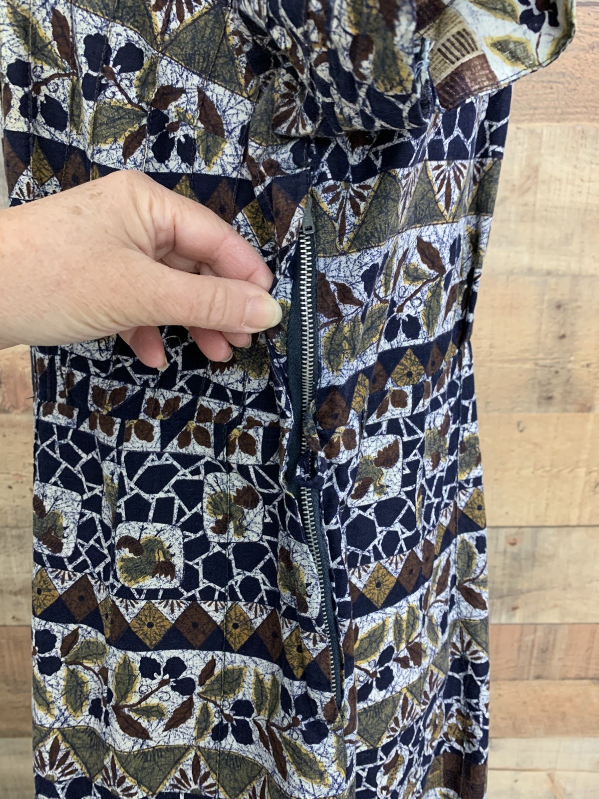 Vintage early 1950’s Batik Cotton Side Metal Zipper Belted Dress Bust 42”/35” W