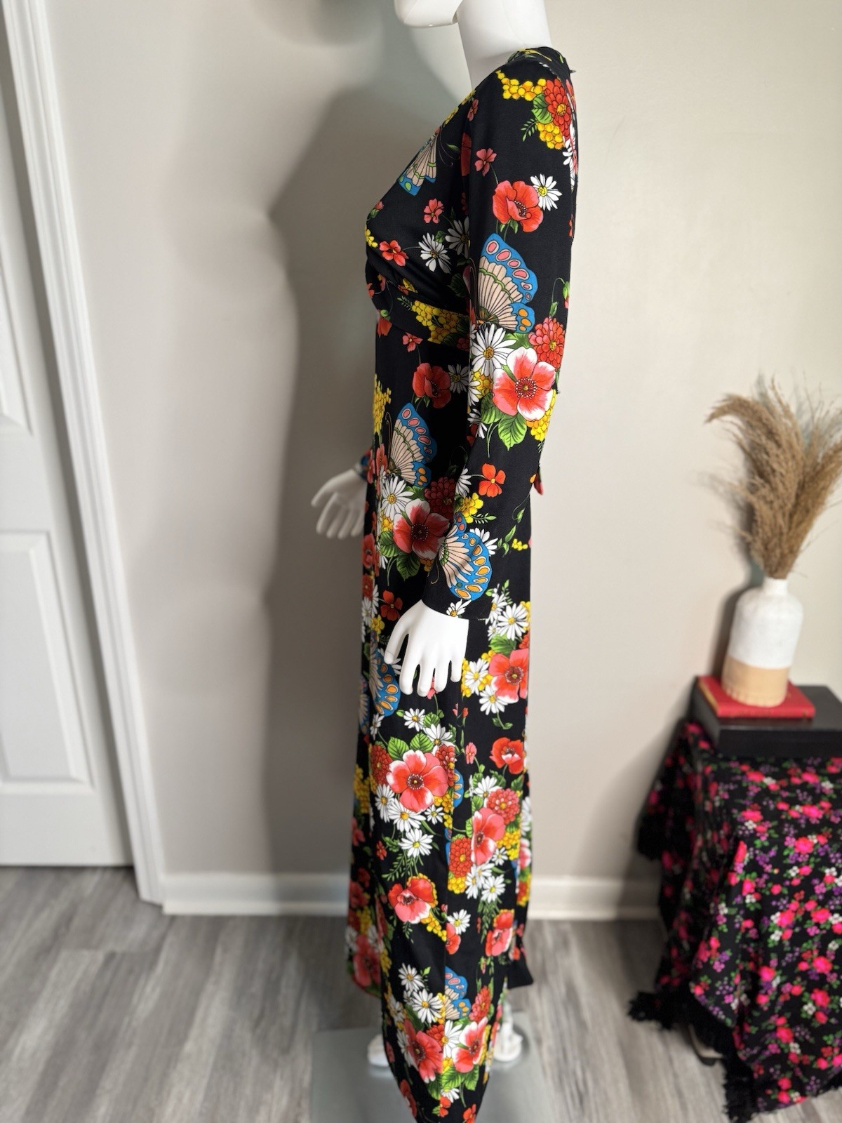 Vintage 1970S Eve Le Coq Dress With Vibrant, Print Floral Print, Medium