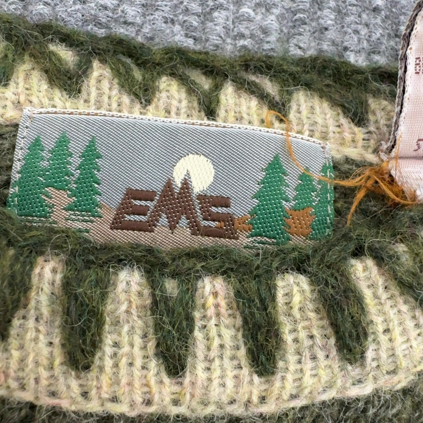 Vintage EMS Sweater Womens S Green Wool Blanket Stitch Crewneck Gorpcore Outdoor