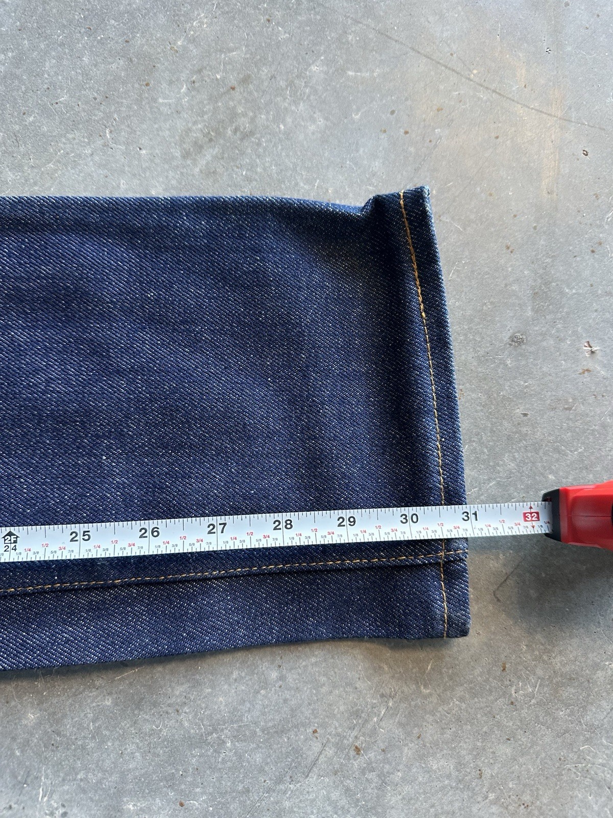 Vintage 80s Deadstock Levi’s Straight Leg Denim Jeans 22 X 31