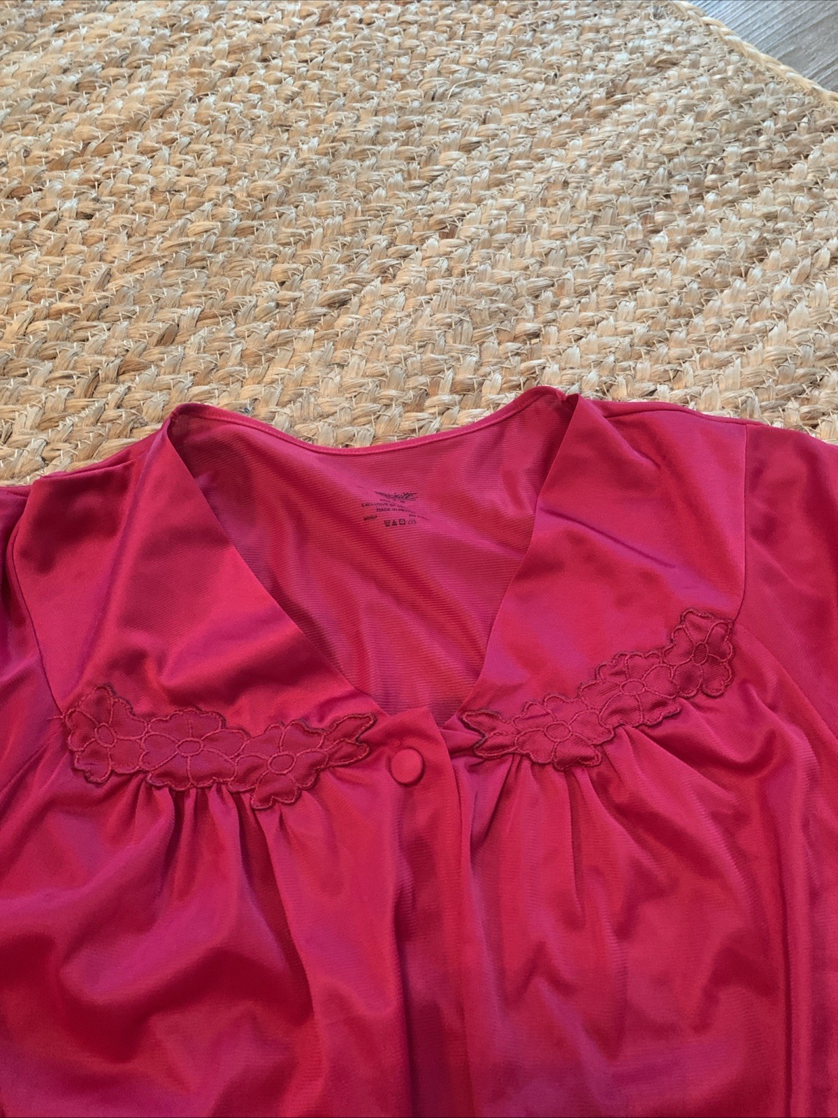 Vintage Exquisite Nylon Pajama Sleep Top Womens Large Beet Red Embroidered NWT