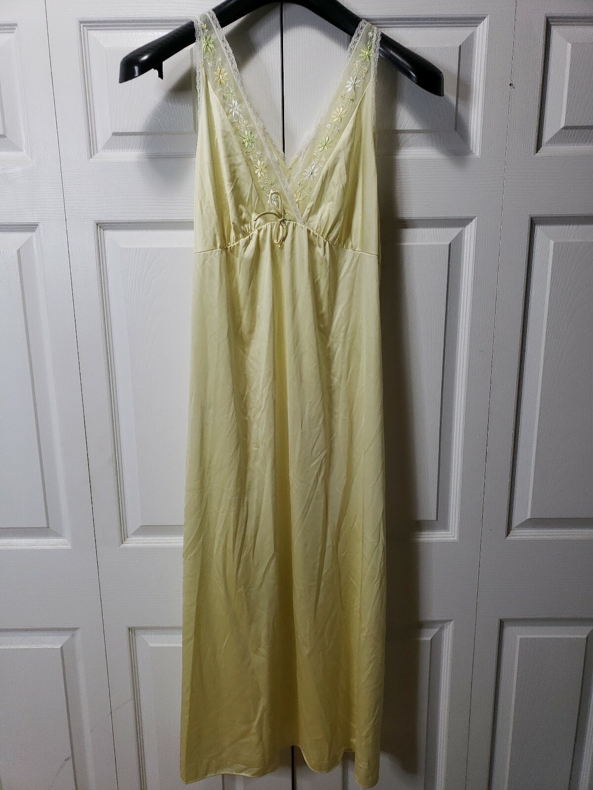L Jolie Two Vintage Lingerie Satan Yellow Gown Size M.