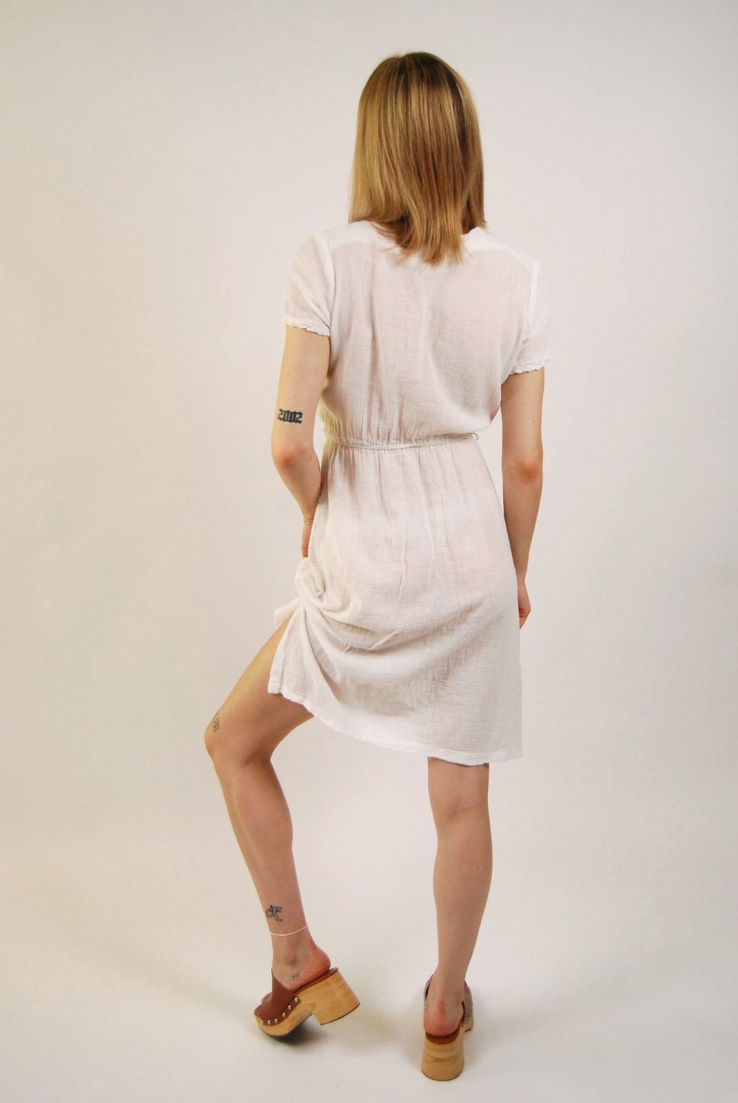 70s Embroidered Dress (S) white gauze midi small vintage folk mexican hippy boho